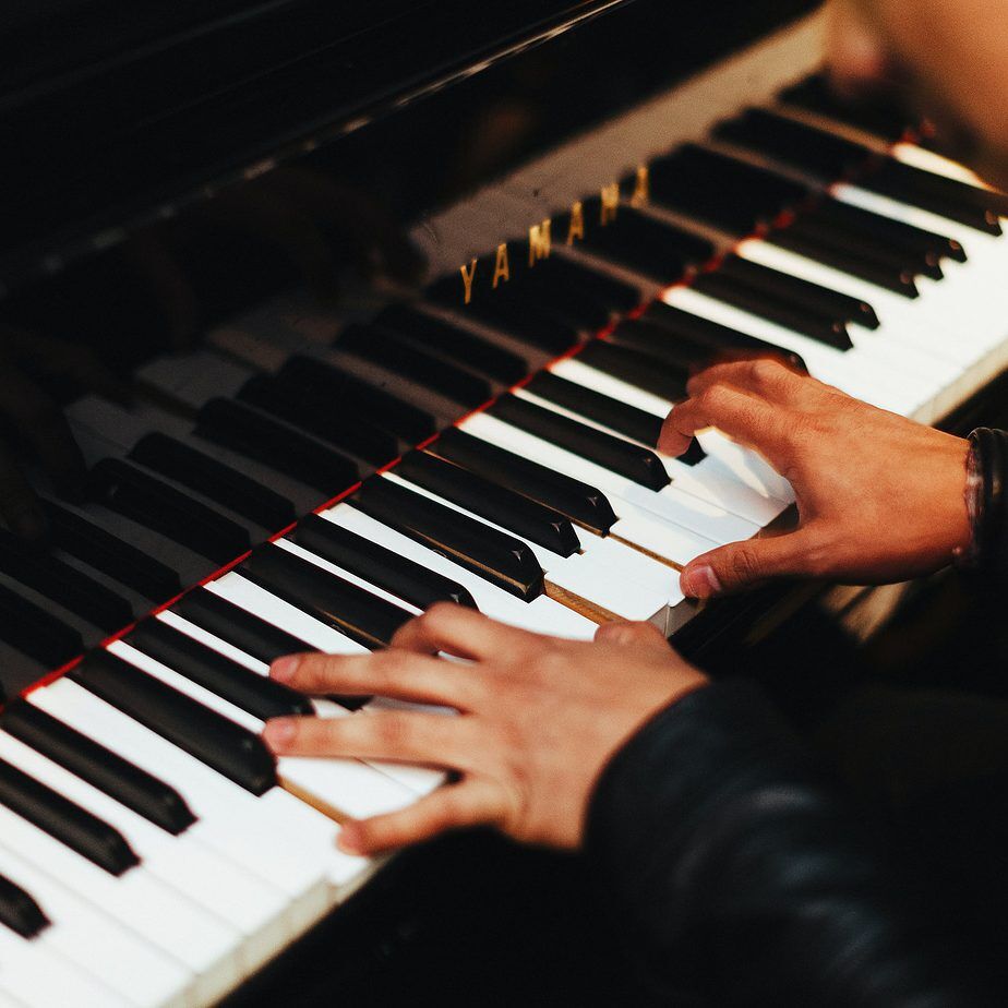 The Neoclassical Piano Spotify Playlist: A Collection of Classical Music for Studying, Relaxing and Inspiration