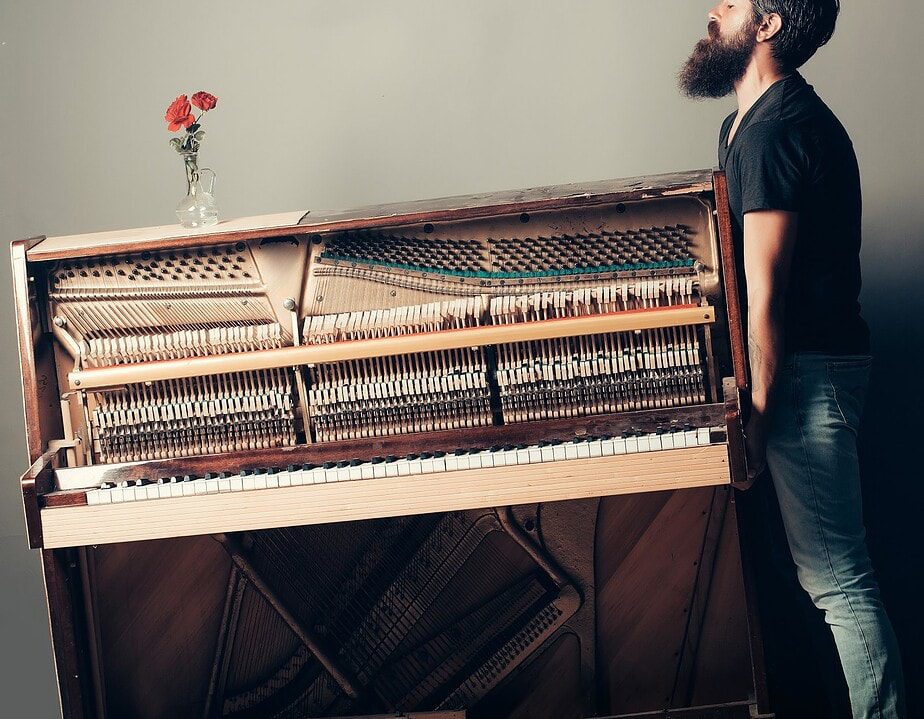 When Classical Meets Jazz: The Beautiful Dance Between Neoclassical and Solo Jazz Piano