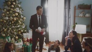 Video Thumbnail: Michael Bublé - It's Beginning to Look a Lot Like Christmas (Official Music Video) -