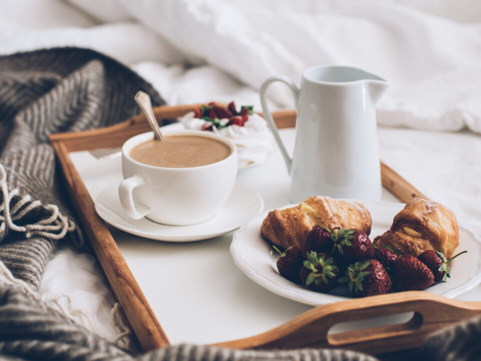 Sunday Morning Piano Spotify Playlist: Smooth Jazz Keys, Relaxing Neoclassical & Easy Listening Instrumentals