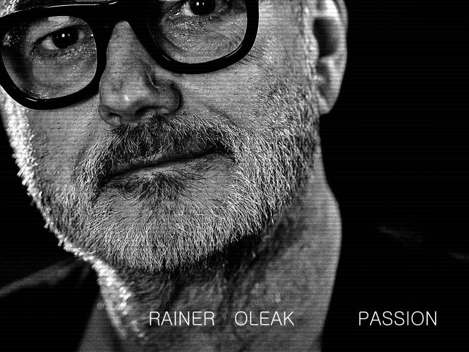 Rainer Oleak – Passion: A Masterful Solo Piano Journey Between Classical and Jazz