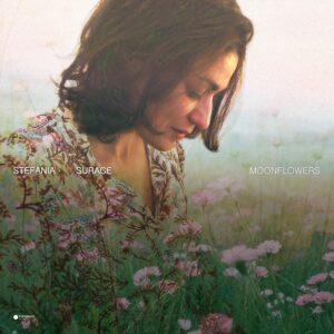 Stefania Surace – “Moonflowers”: A Delicate Neoclassical Piano EP for Night, Memory and Quiet Light